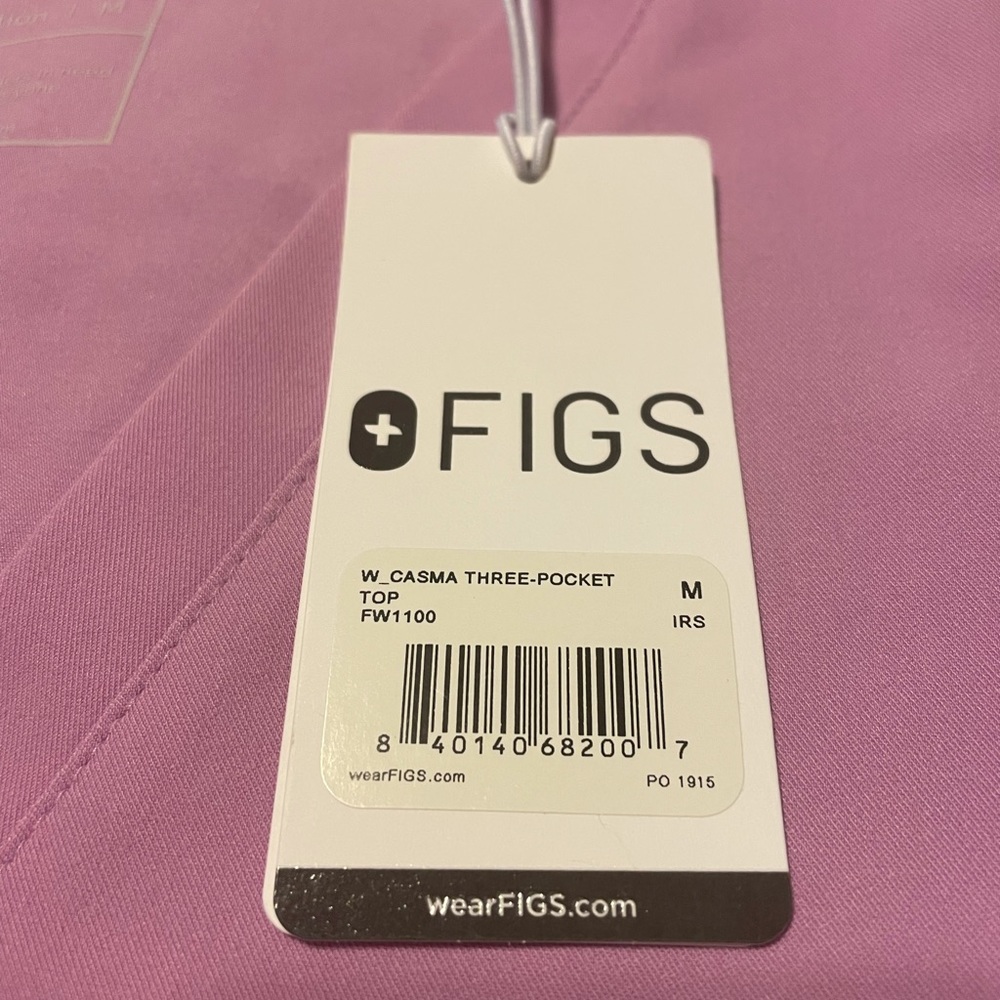 BRAND NEW Figs scrub top